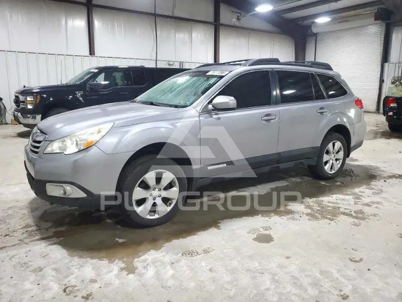 2010 Subaru Outback фото