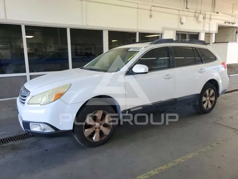 2010 Subaru Outback фото