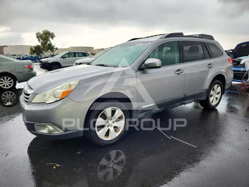 2010 Subaru Outback фото