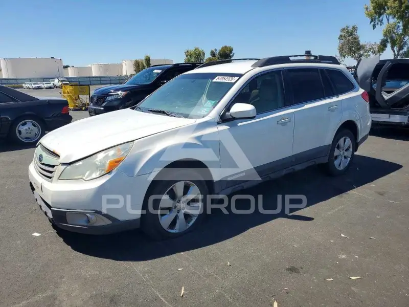 2010 Subaru Outback фото