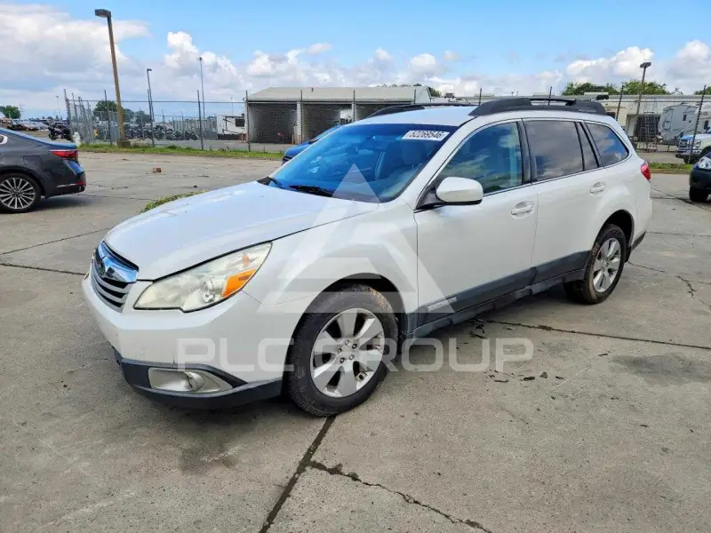 2010 Subaru Outback фото