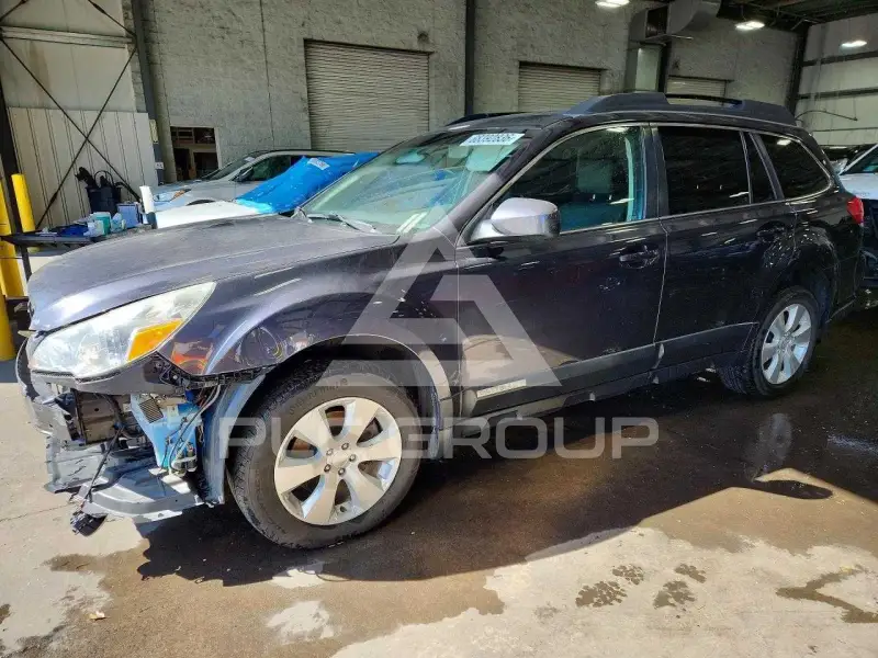 2010 Subaru Outback photo