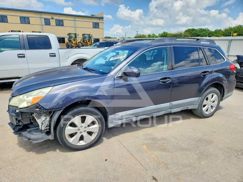 2010 Subaru Outback photo