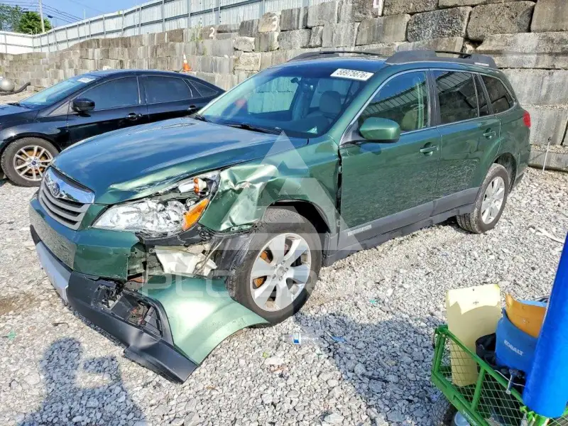 2010 Subaru Outback photo
