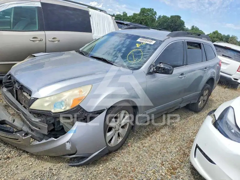 2010 Subaru Outback фото