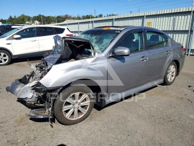 2010 Subaru Legacy photo