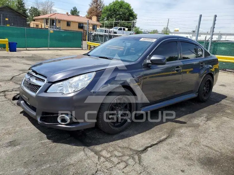 2010 Subaru Legacy photo