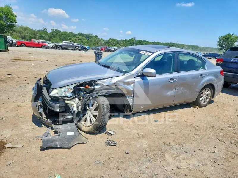 2010 Subaru Legacy photo