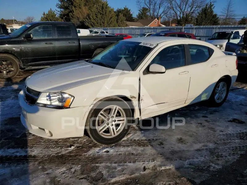 2010 Dodge AVENGER photo