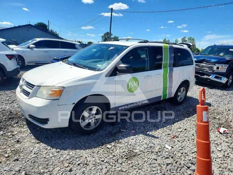 2010 Dodge CARAVAN фото