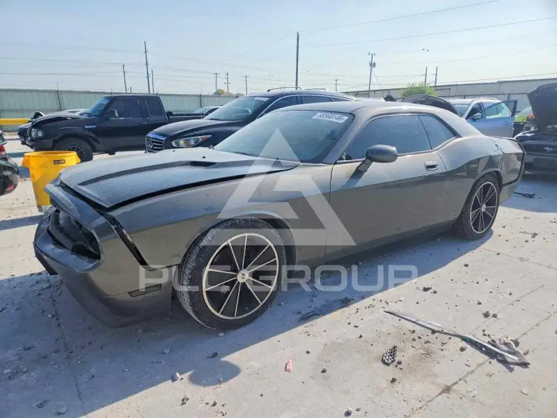 2010 Dodge CHALLENGER photo