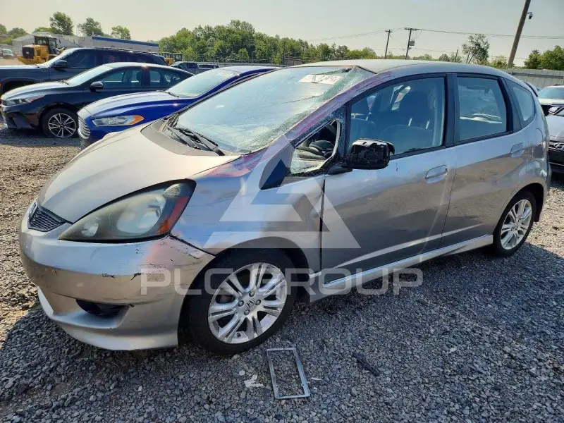 2010 Honda FIT фото