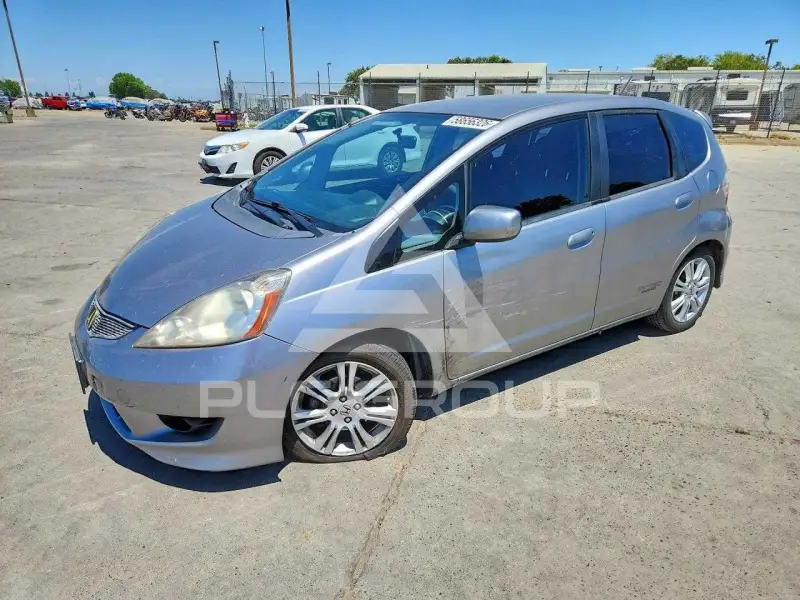 2010 Honda FIT photo
