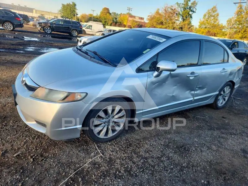 2010 Honda CIVIC фото
