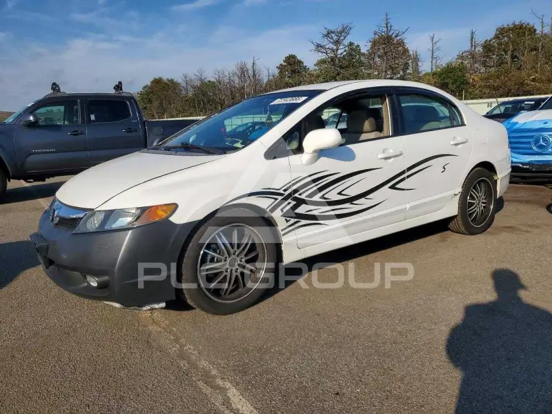 2010 Honda CIVIC фото