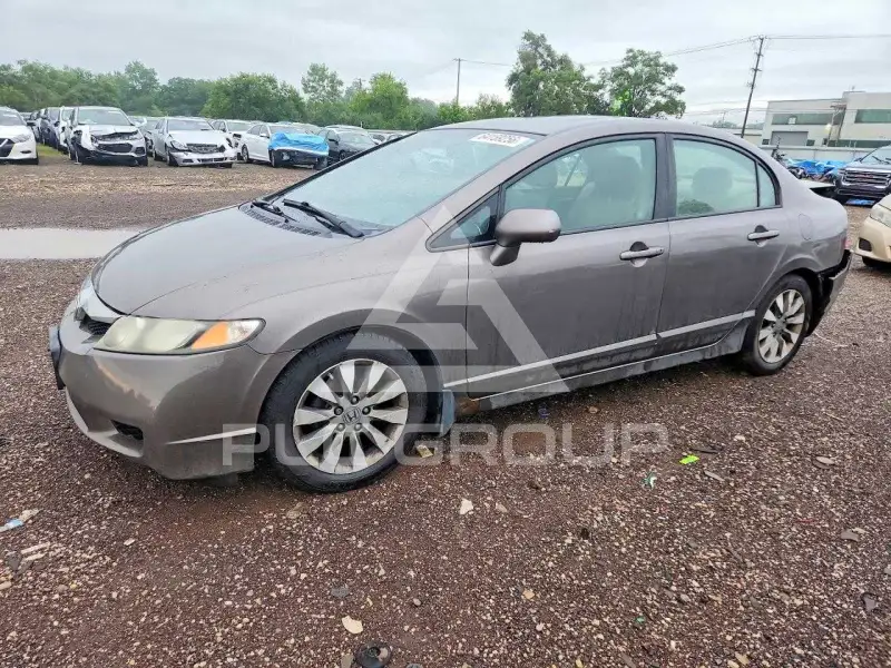 2010 Honda CIVIC photo