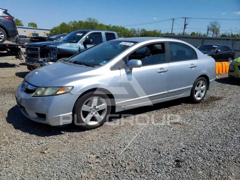 2010 Honda CIVIC фото