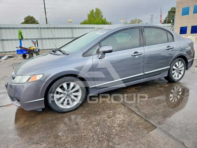 2010 Honda CIVIC фото