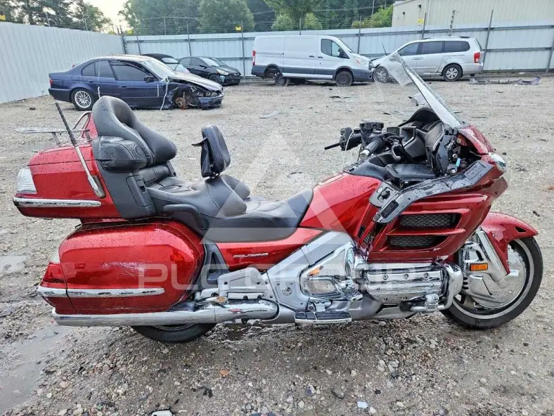 2010 Honda GL фото