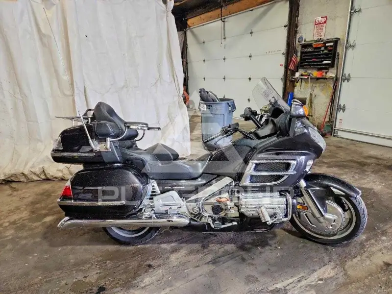 2010 Honda GL фото