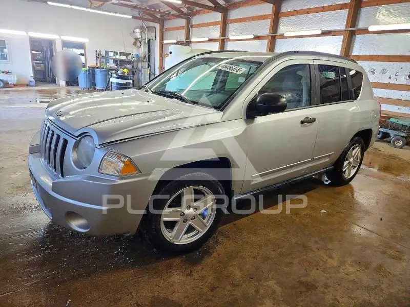 2010 Jeep COMPASS photo