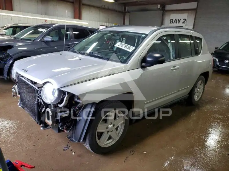 2010 Jeep COMPASS photo