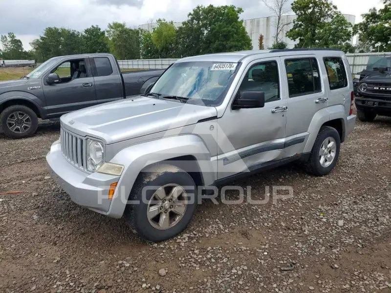 2010 Jeep LIBERTY фото