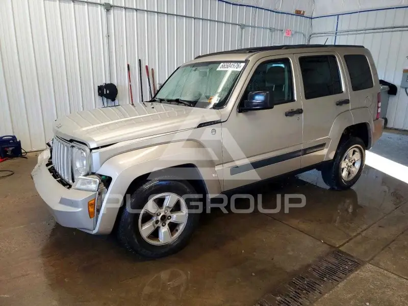 2010 Jeep LIBERTY фото