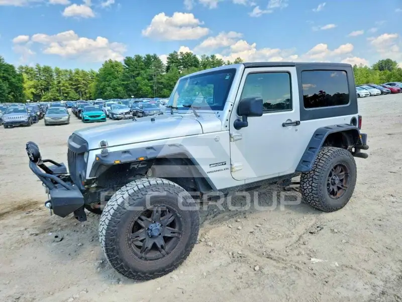 2010 Jeep WRANGLER фото