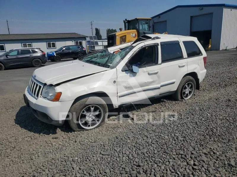 2010 Jeep CHEROKEE photo