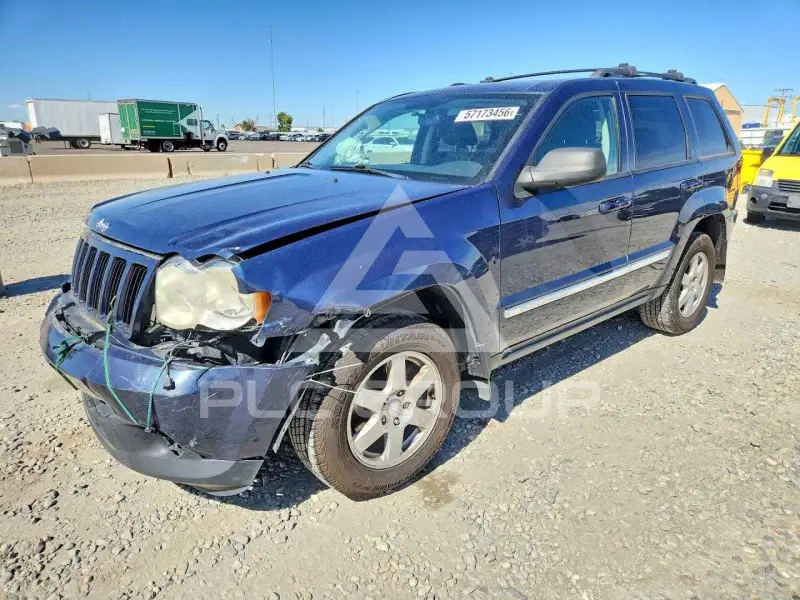 2010 Jeep CHEROKEE photo