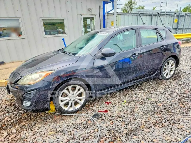 2010 Mazda 3 photo