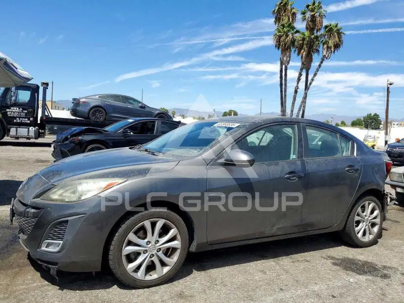 2010 Mazda 3 photo