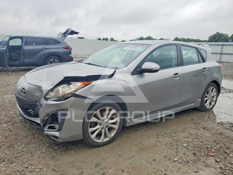 2010 Mazda 3 photo