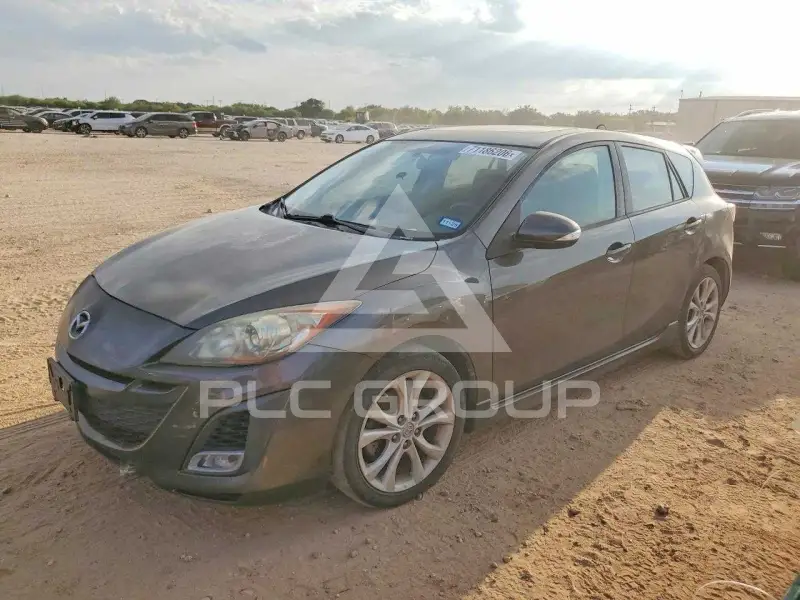 2010 Mazda 3 photo