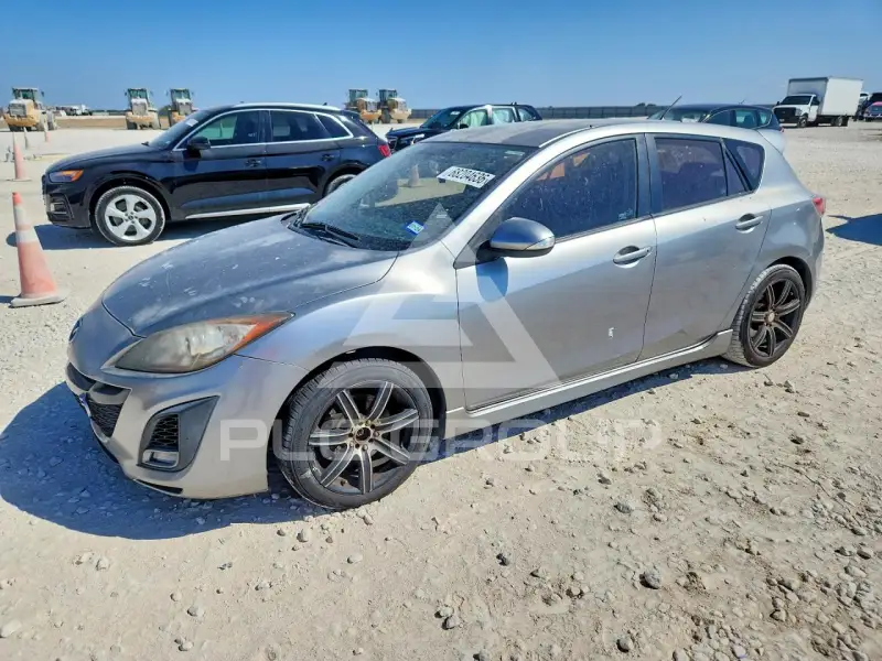 2010 Mazda 3 photo