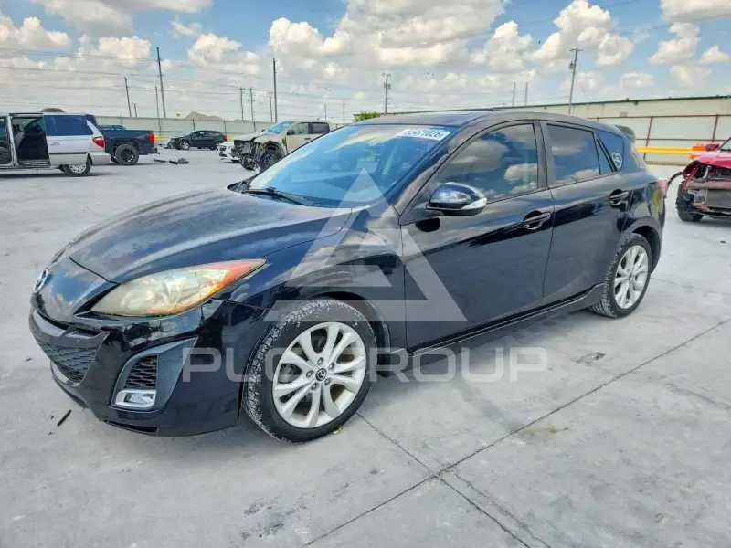 2010 Mazda 3 photo