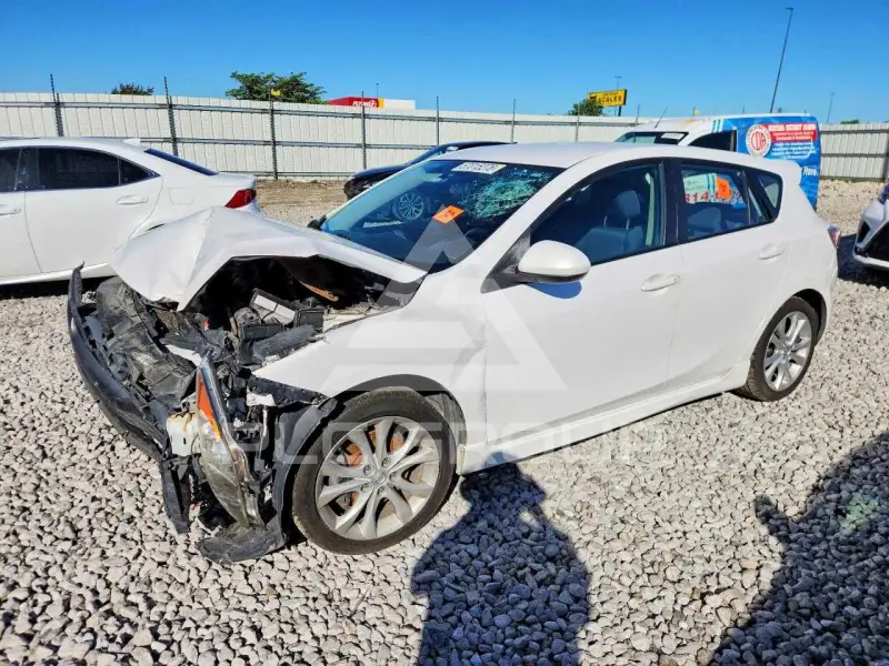 2010 Mazda 3 photo