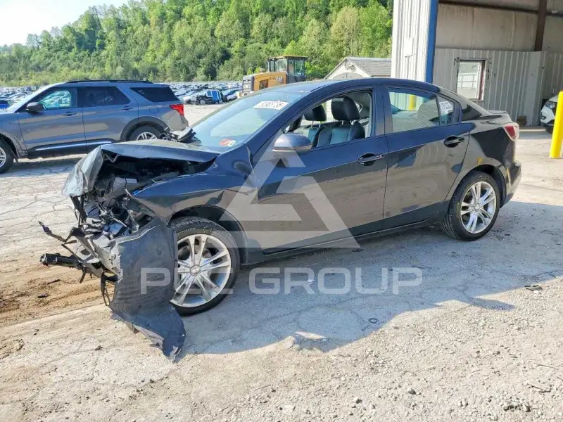 2010 Mazda 3 photo