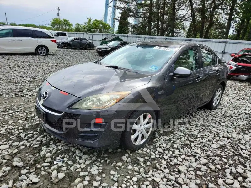 2010 Mazda 3 photo