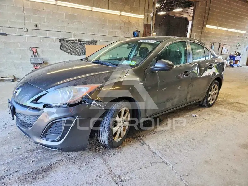 2010 Mazda 3 photo