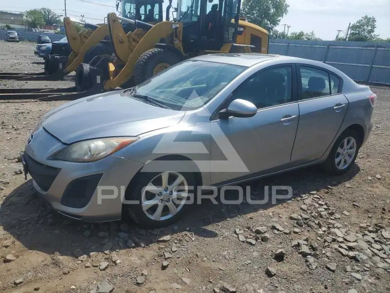 2010 Mazda 3 photo