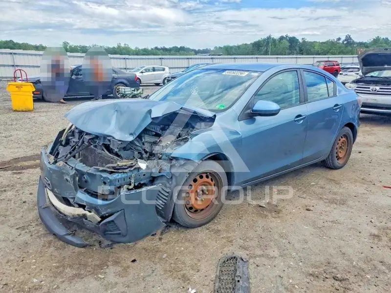 2010 Mazda 3 photo
