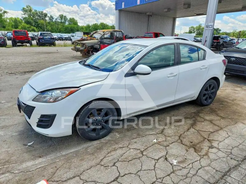 2010 Mazda 3 photo