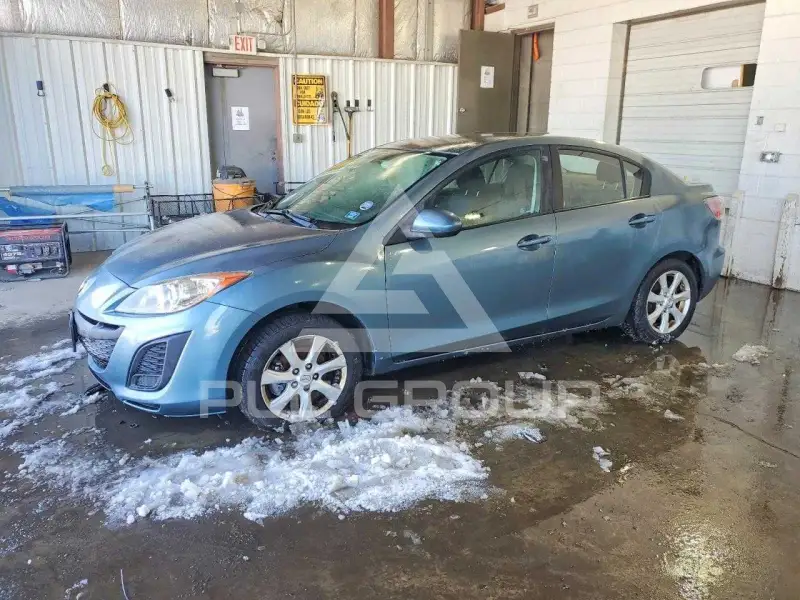 2010 Mazda 3 photo