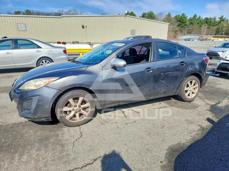 2010 Mazda 3 photo