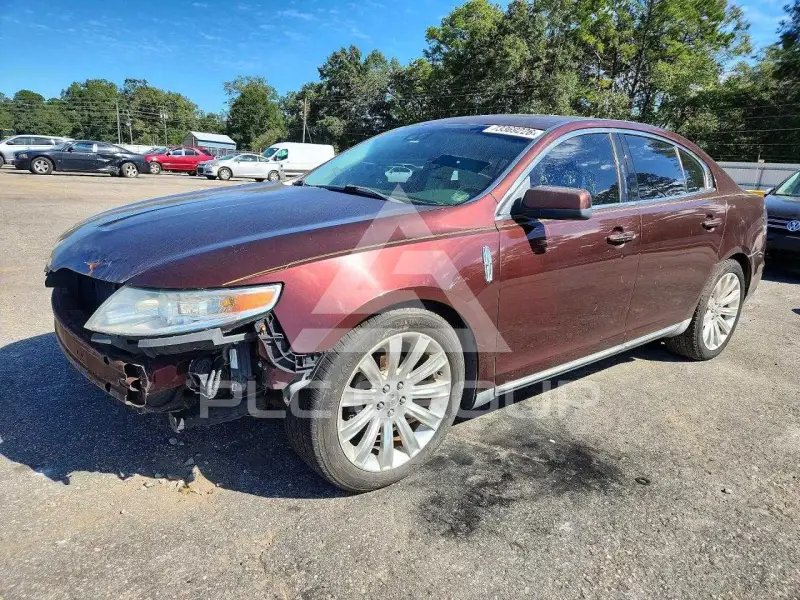 2010 Lincoln MKS photo