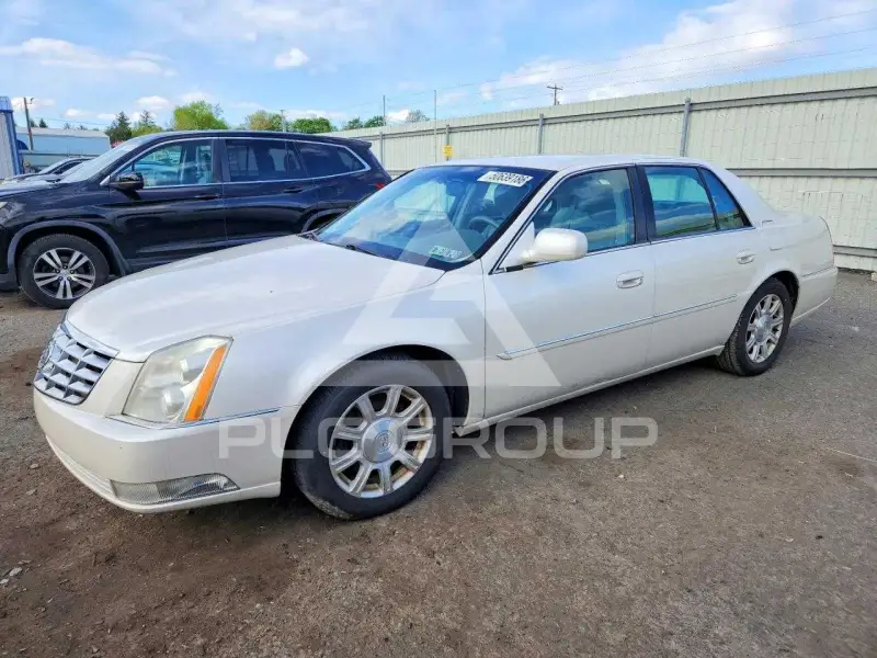 2010 Cadillac DTS фото