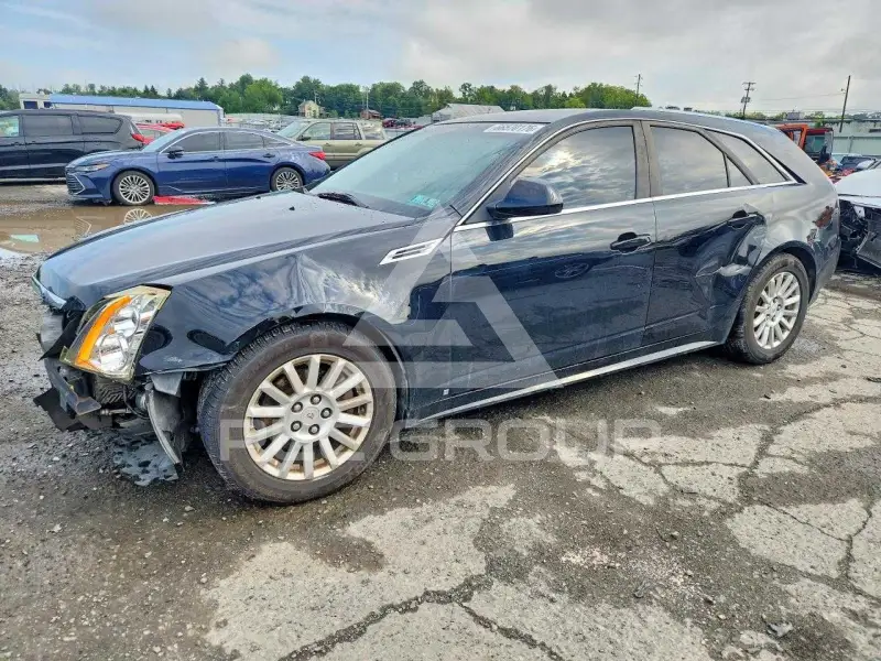2010 Cadillac CTS photo