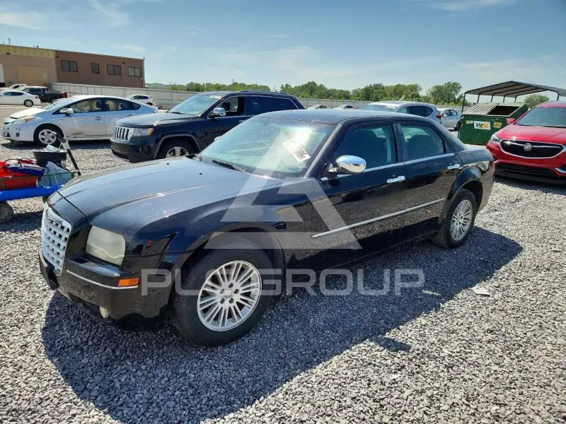 2010 Chrysler 300 photo